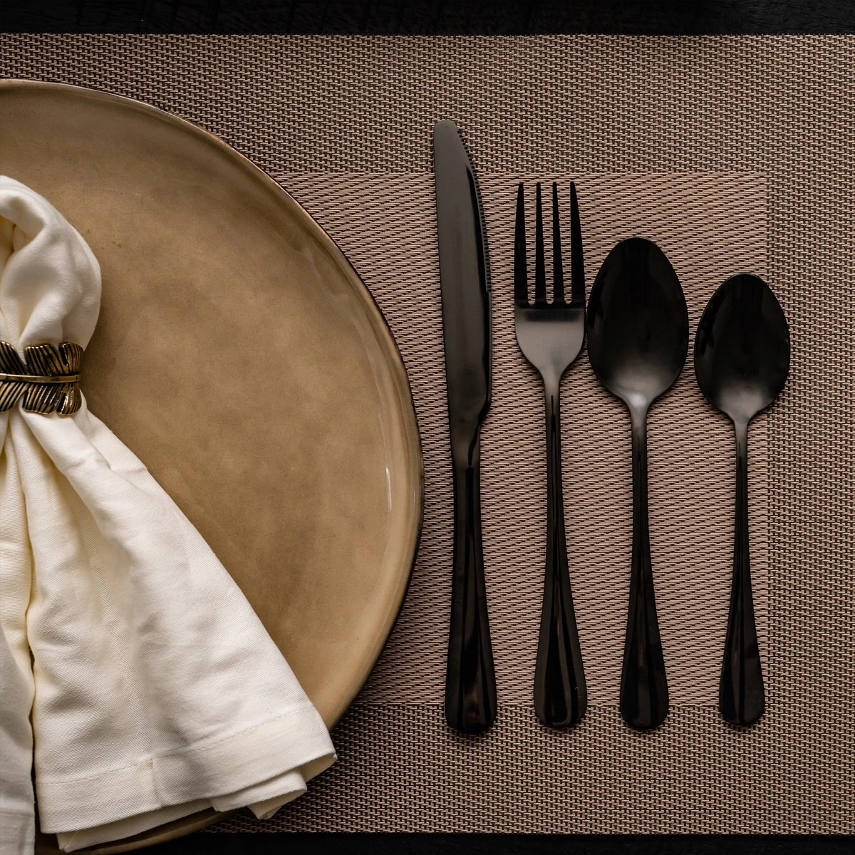 OEC Kitchen Bestekset 36-delig - Zwart - 6 Persoons - Steakmessen - Messen - Vorken - Lepels - RVS - Afbeelding 5