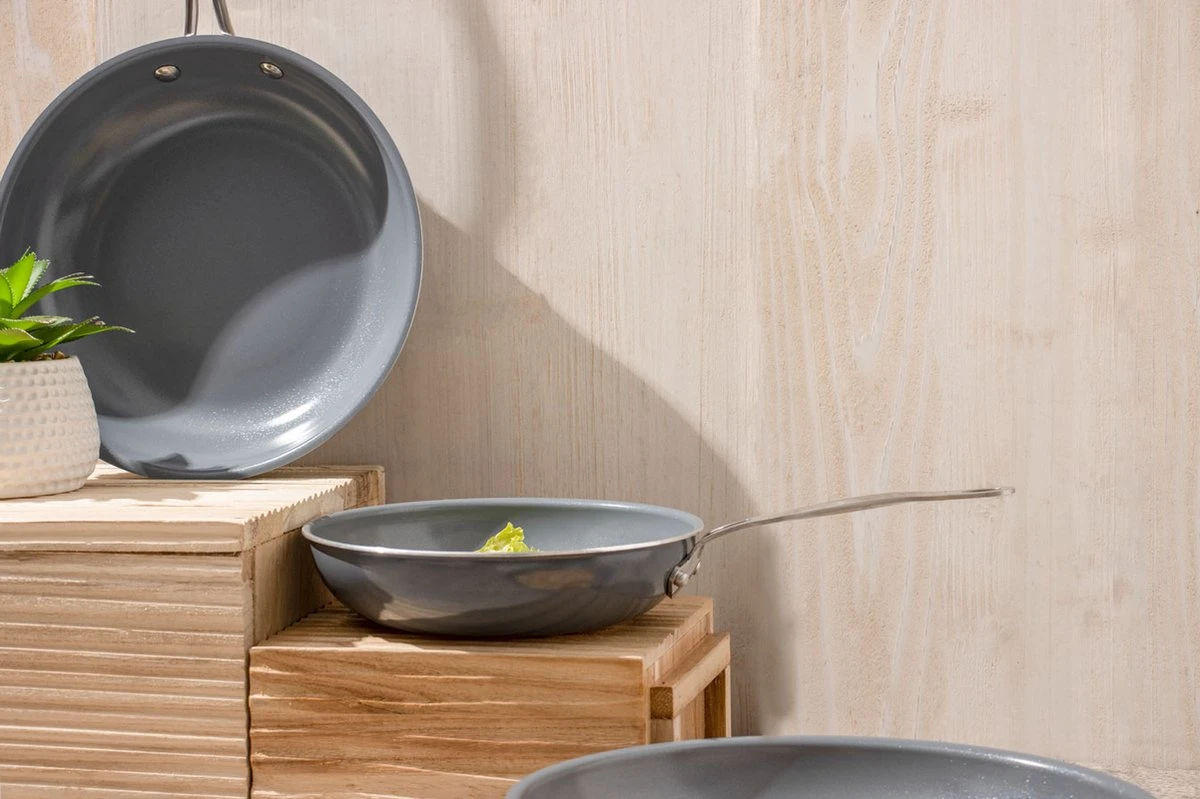 Swiss Pro+ - Koekenpannenset - 3 Delig - Keramisch - Inductie - Milieuvriendelijk - PFAS - PFOA Vrij - Sapphire Green - Afbeelding 13